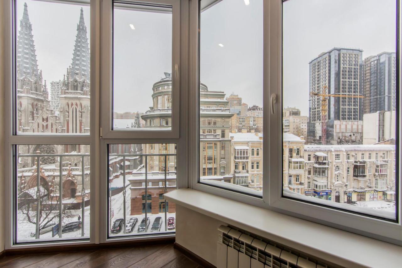 Шикарная Квартира Возле Костёла В Центре Kiev Exterior foto